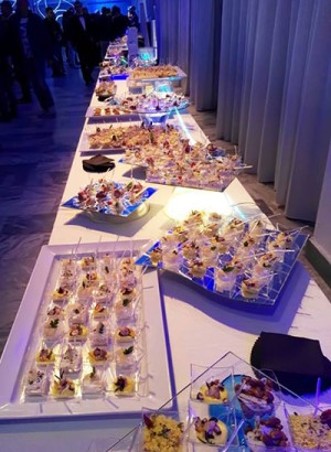 <strong>spazio 900<span>per palati raffinati</span></strong><i>→</i>